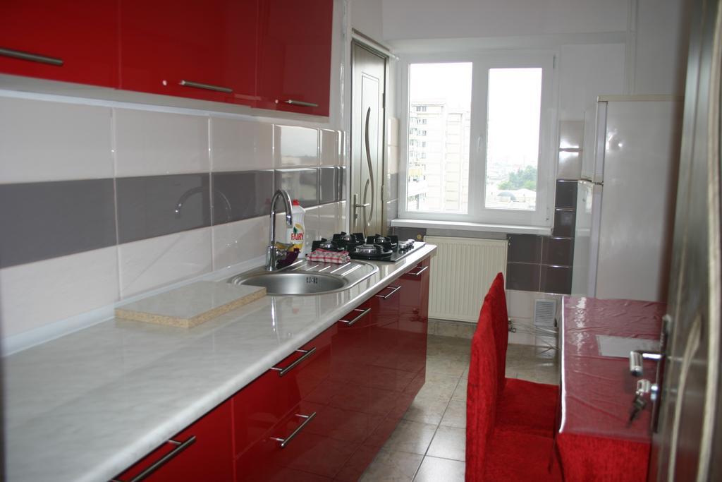 Salonul Rosu Apartment Bacău Exterior photo