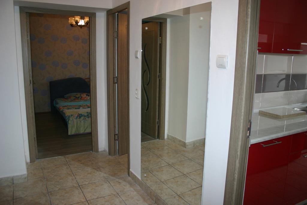 Salonul Rosu Apartment Bacău Exterior photo